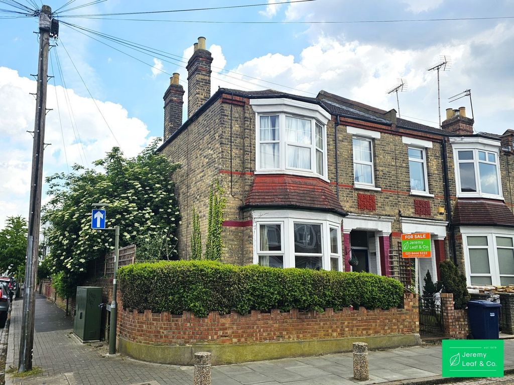 Property photo 1 of 11