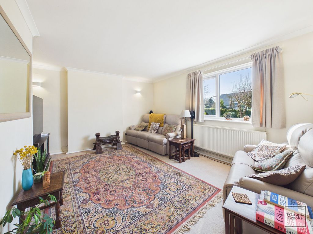 Property photo 3 of 20