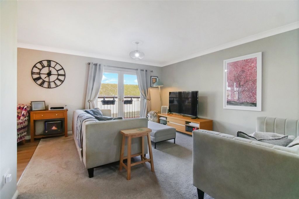 Property photo 2 of 21 Picture No. 03