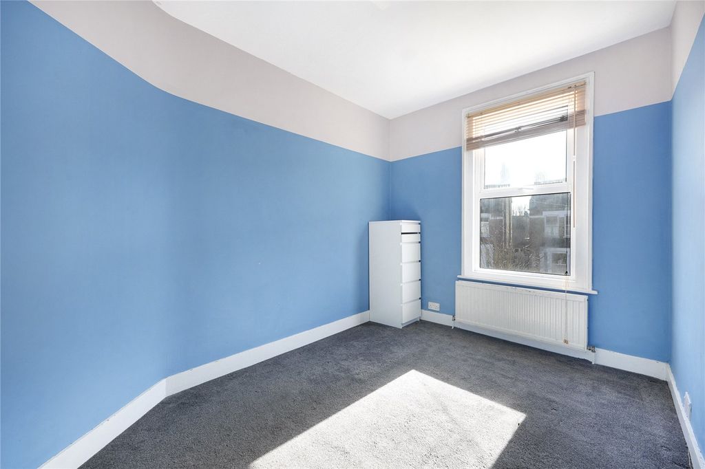 Property photo 3 of 10 Picture No. 21