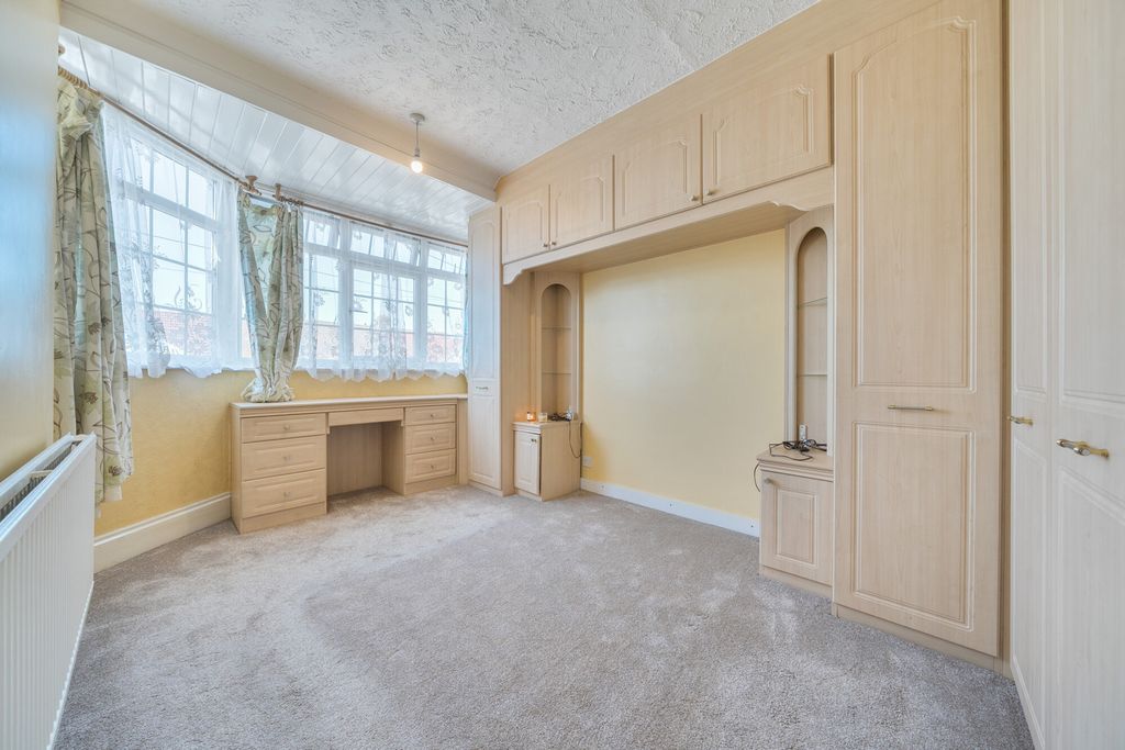 Property photo 2 of 22 1415289-5-6A15c75...