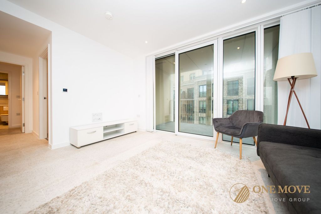 Property photo 3 of 20