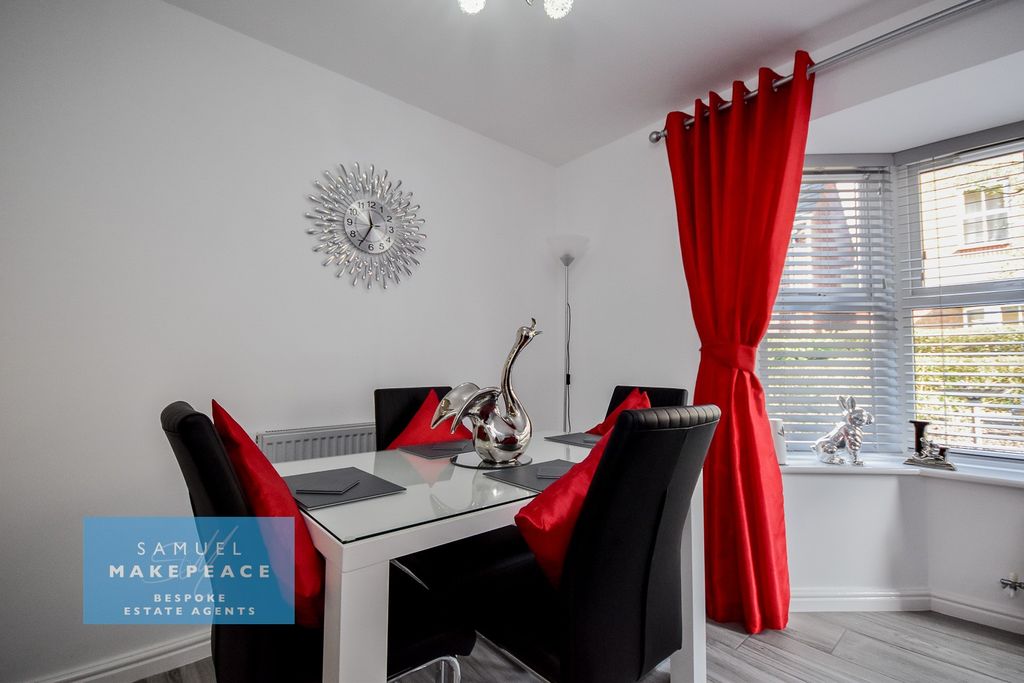 Property photo 3 of 11 Gallery