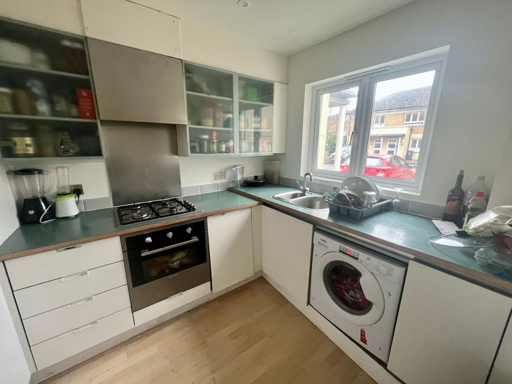 Property photo 1 of 9 Kitchen.Jpg