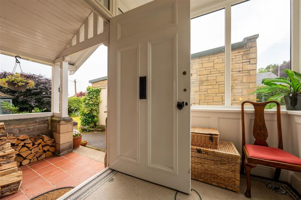 Additional image 37 of 4 bed flat for saleGlasgow Road, Perth PH2