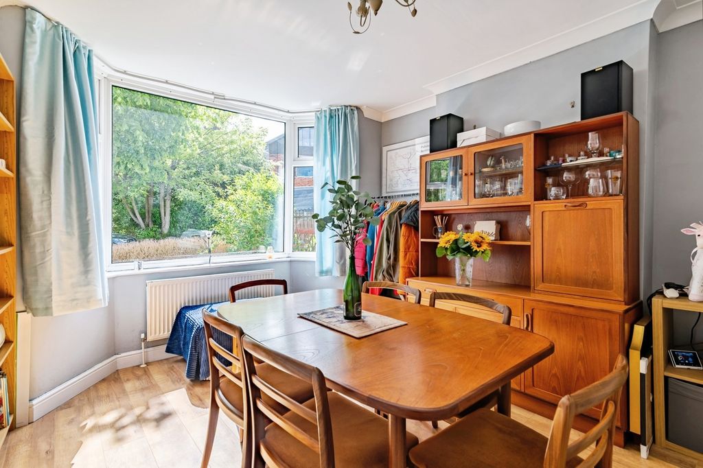Property photo 2 of 20 Pbox-Img.Jpg