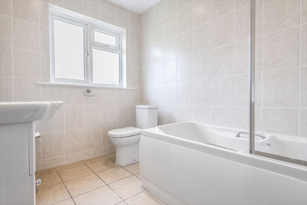 Property photo 3 of 6 473364 (7)