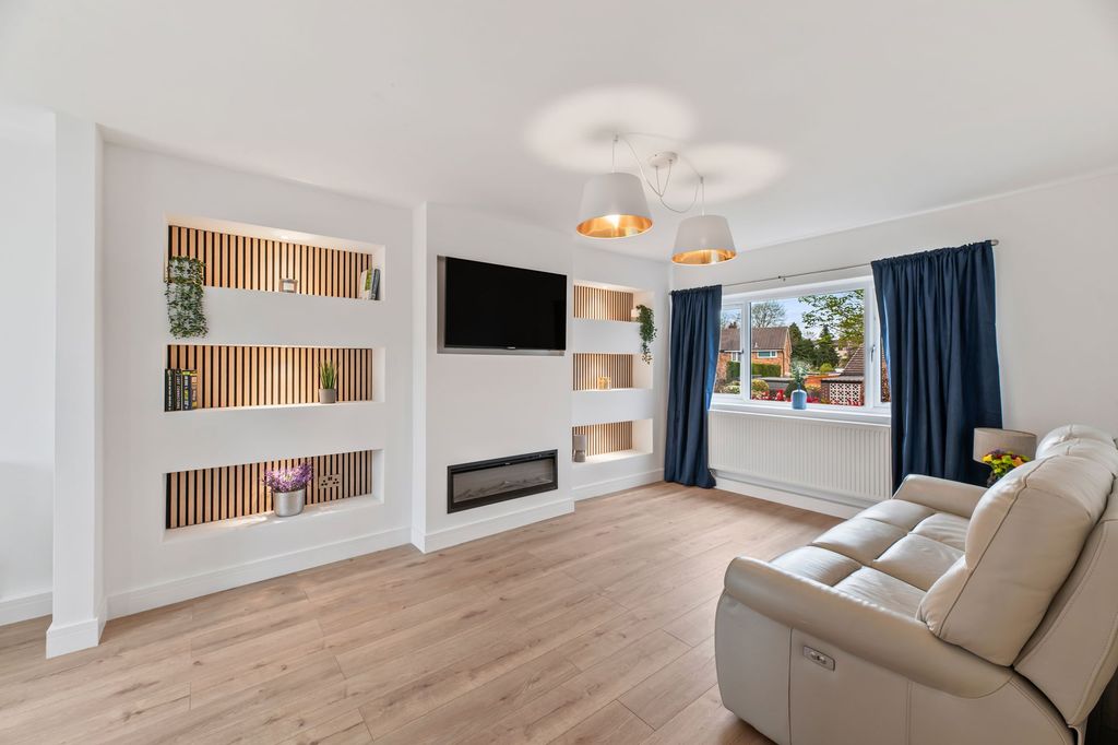 Property photo 2 of 22