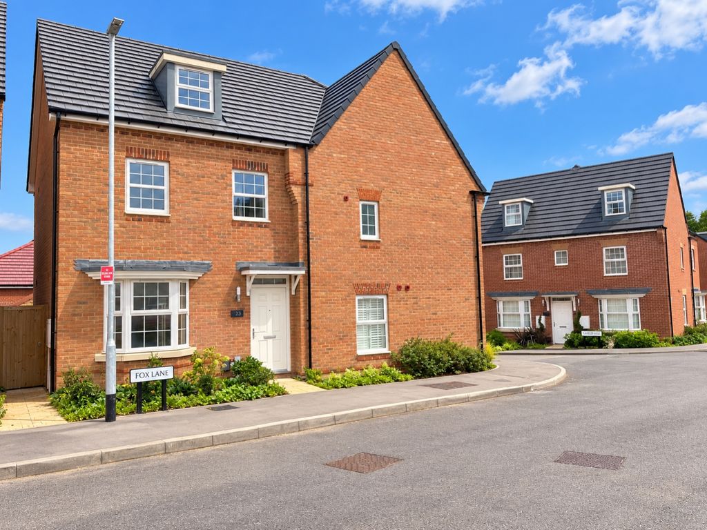 Property photo 1 of 14 Sunny Suburban Homes On Fox Lane