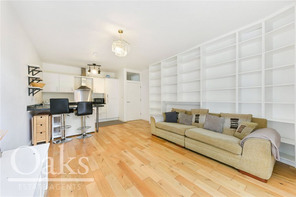 Property photo 2 of 11 Picture No. 03