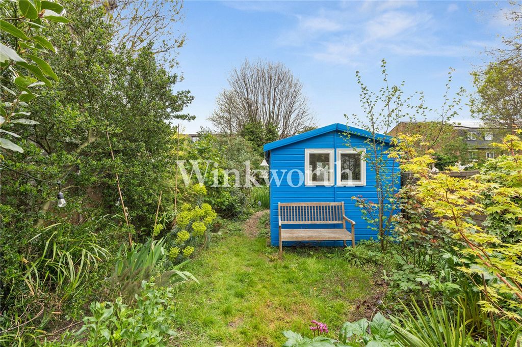 Property photo 3 of 23 Picture No. 19