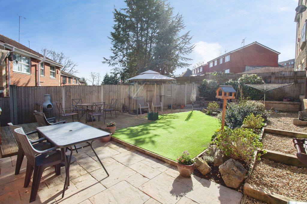 Property photo 3 of 20 Pbox-Img.Jpg
