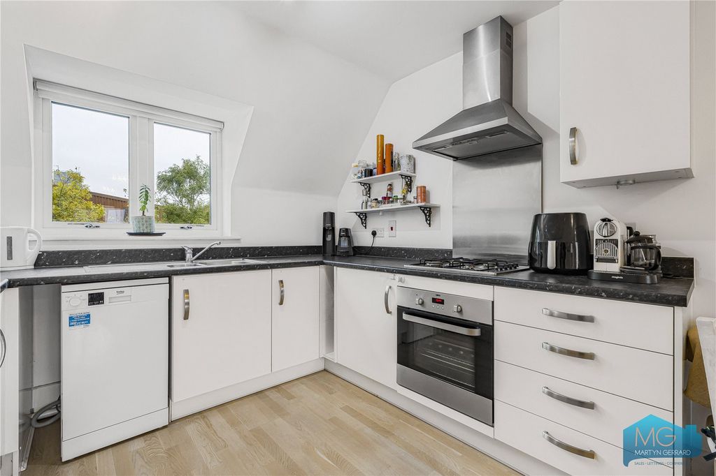 Property photo 2 of 11 Picture No. 04