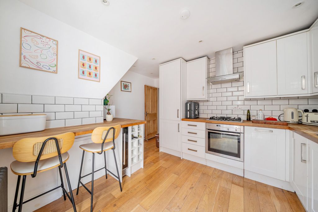 Property photo 3 of 13 1493286-12-6A517E...