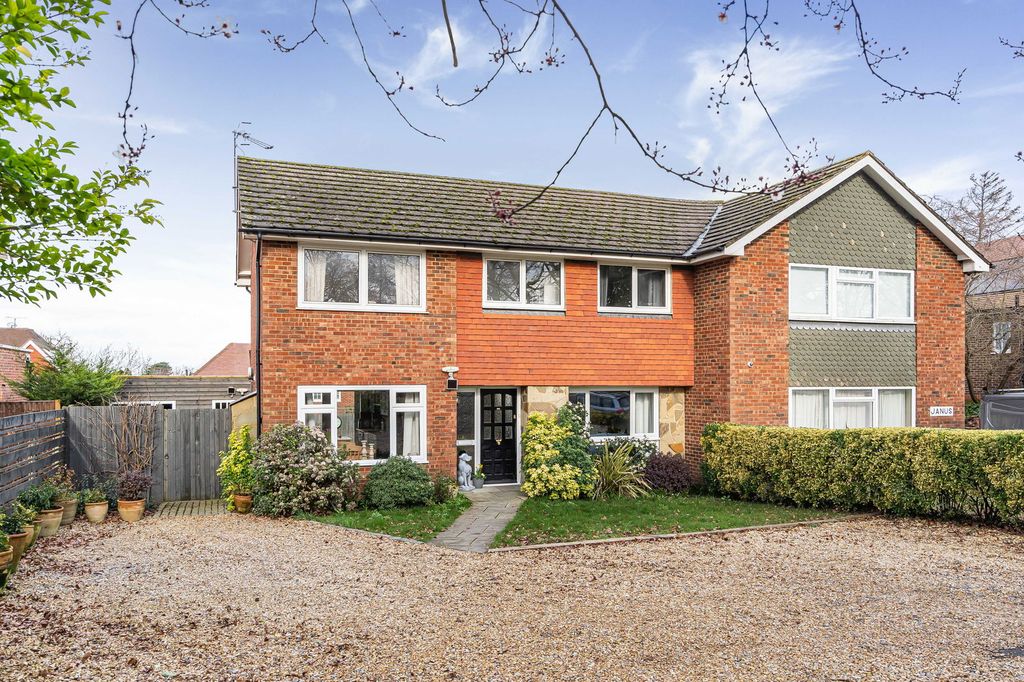 Property photo 1 of 20