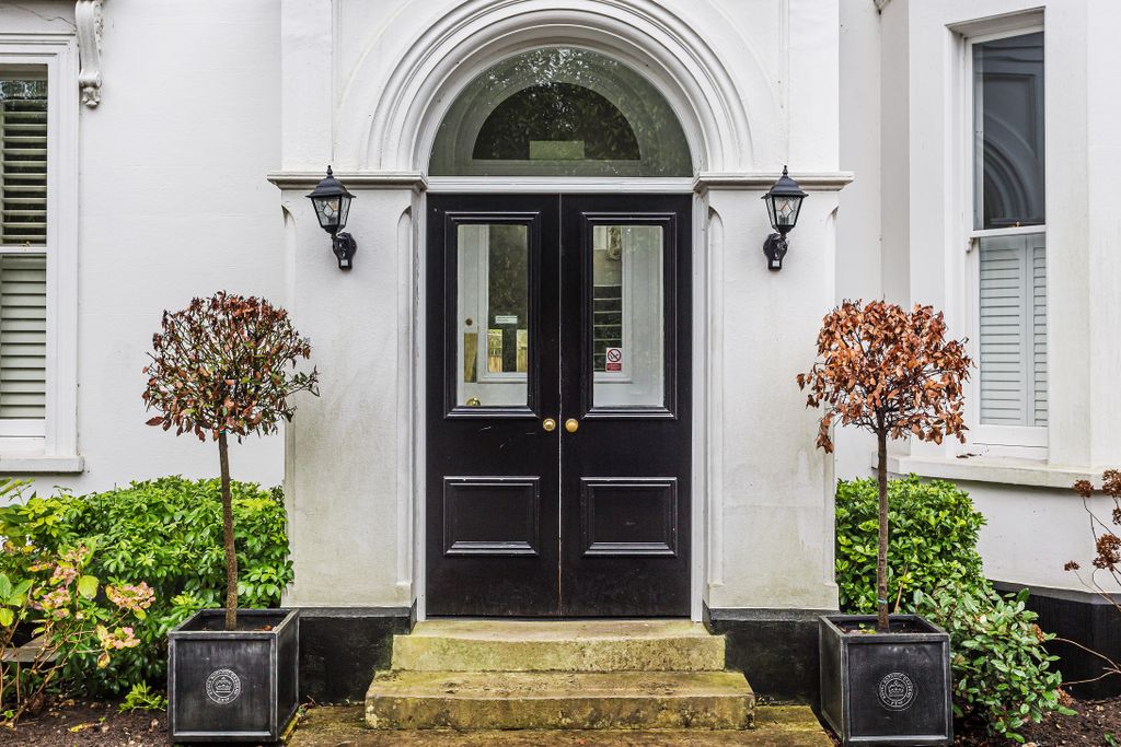 Property photo 1 of 15 Entrance.Jpg