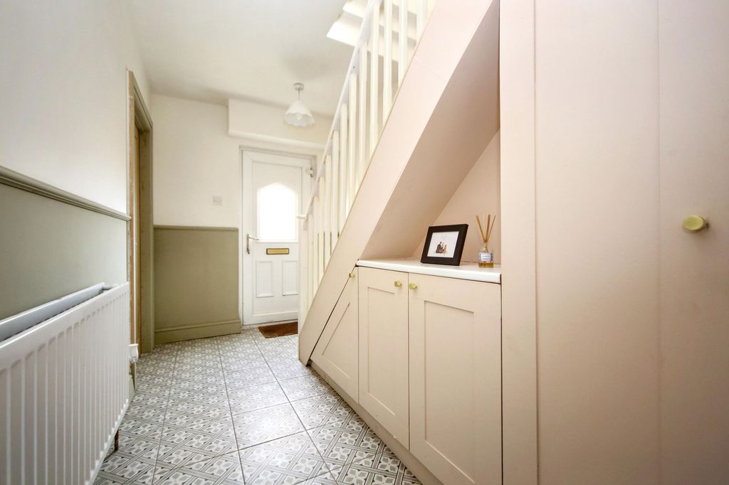 Property photo 3 of 22