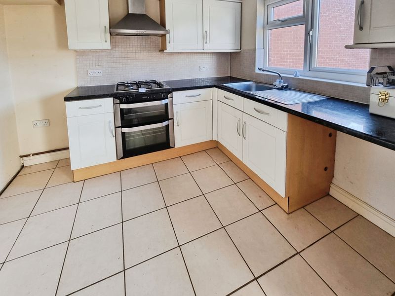 Property photo 2 of 11 Photo 9