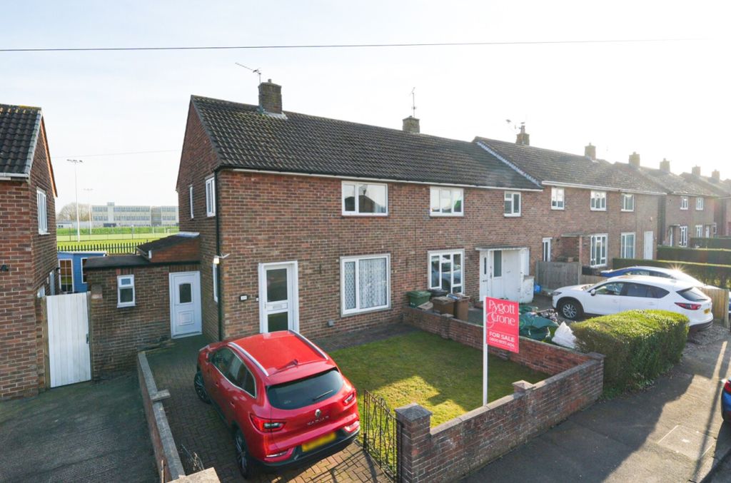 Property photo 1 of 22 2-69Bc48B9dc0Ed-1432651-Jpg-2