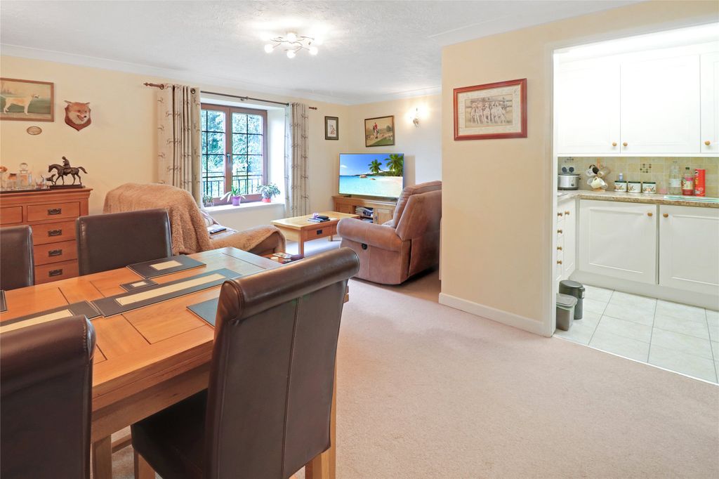 Property photo 2 of 10 2 - Picture No. 08