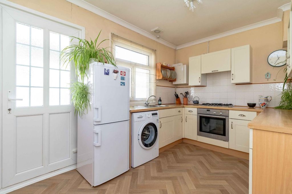 Property photo 3 of 30 Chester-17.Jpg