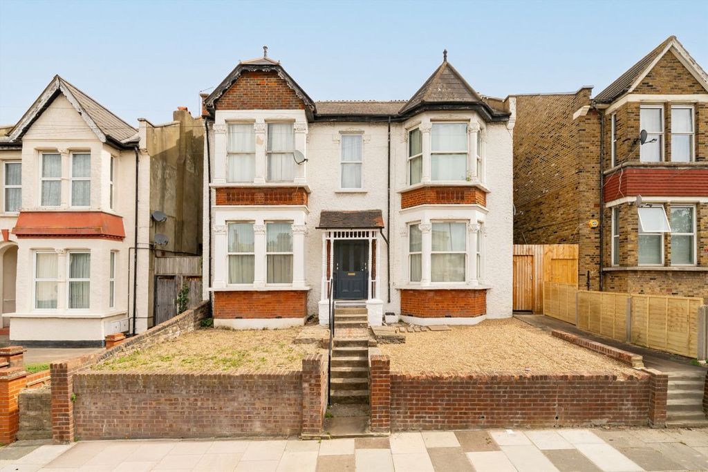 Property photo 1 of 1