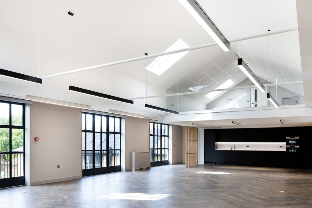 Property photo 1 of 5