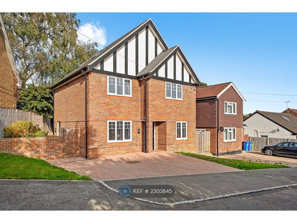 Property photo 1 of 31