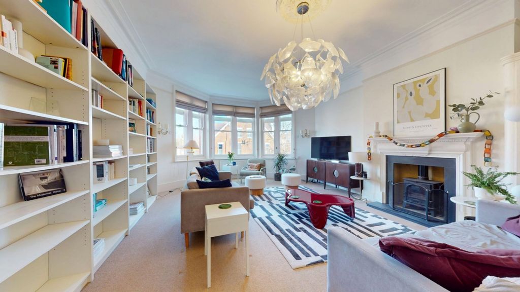 Property photo 2 of 11 Picture 2