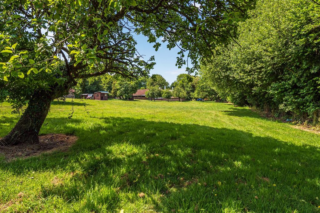 Property photo 2 of 40 991150 (37).Jpg