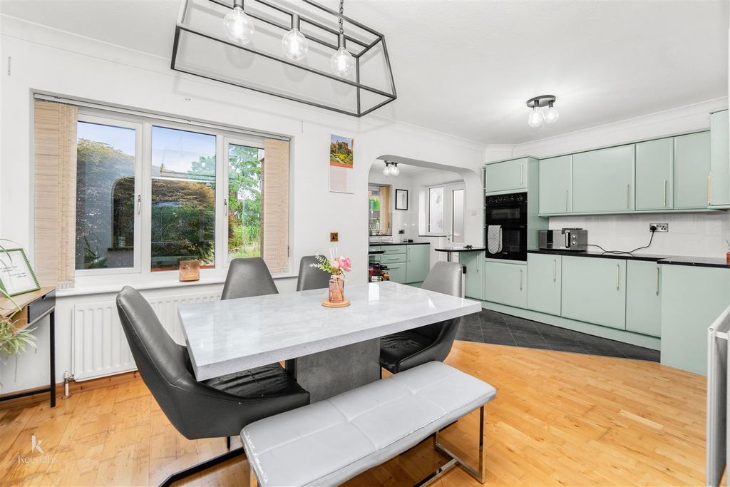 Property photo 3 of 39 3.Jpg