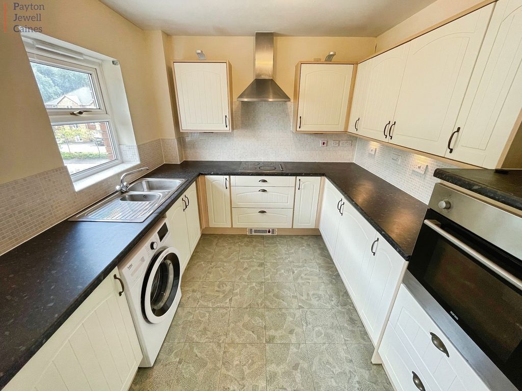 Property photo 2 of 8 Not Specified