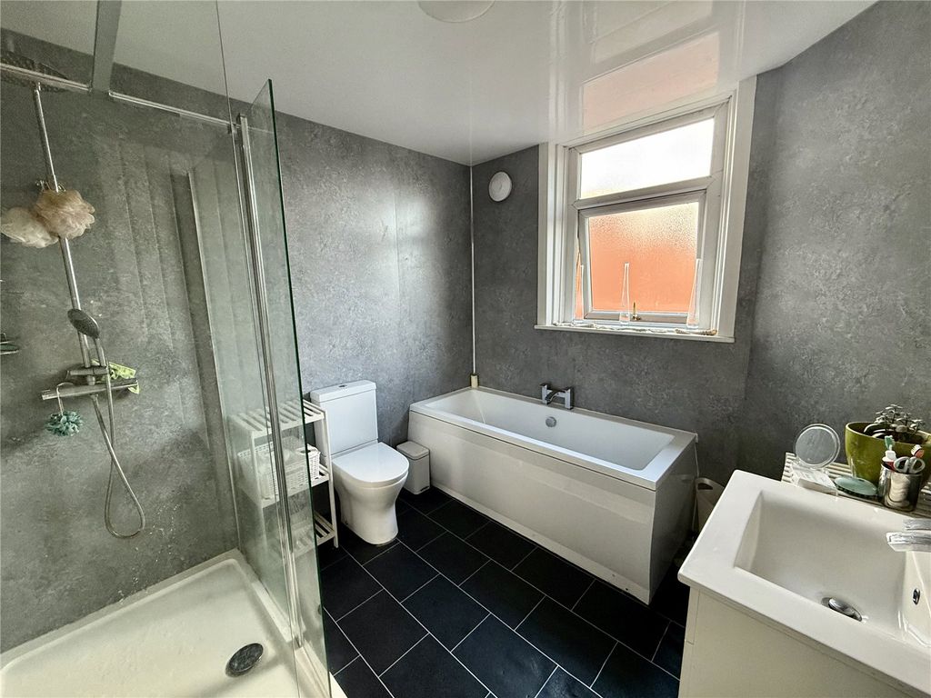 Property photo 3 of 13 Picture No. 06