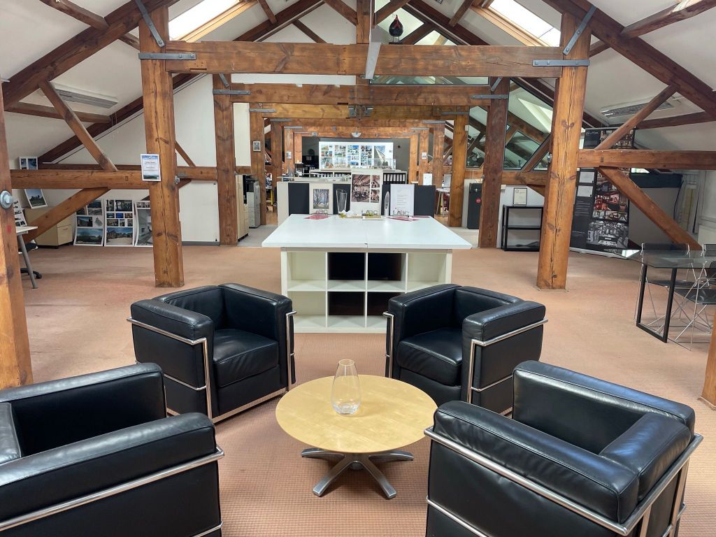 Property photo 3 of 14