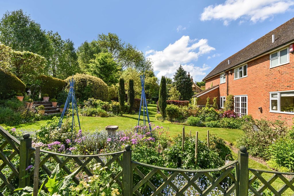 Property photo 2 of 46