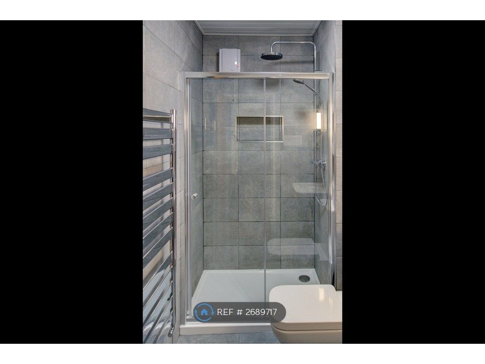 Property photo 3 of 12 Shower Room 2