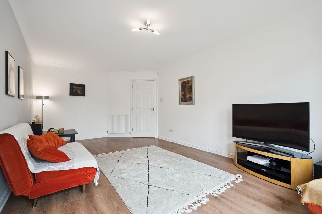 Additional image 6 of 2 bed flat for sale3 Blenheim Court, Stirling FK9