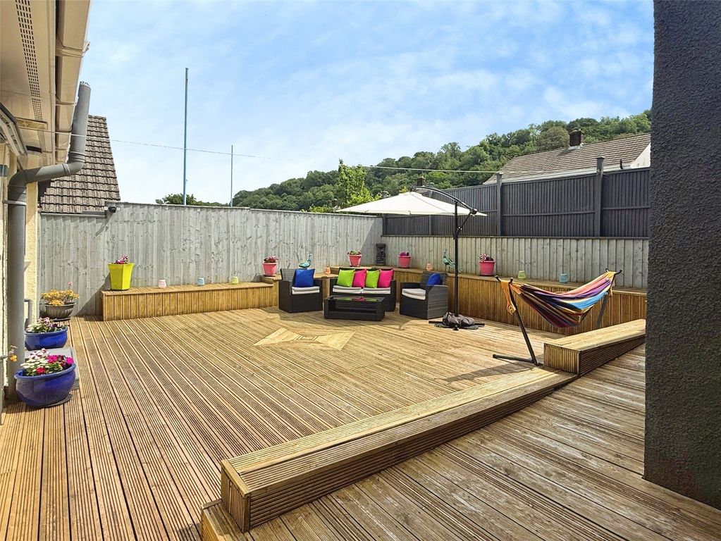 Property photo 3 of 11 Picture No. 06
