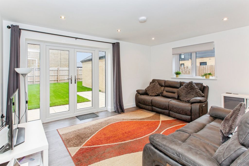 Property photo 3 of 17