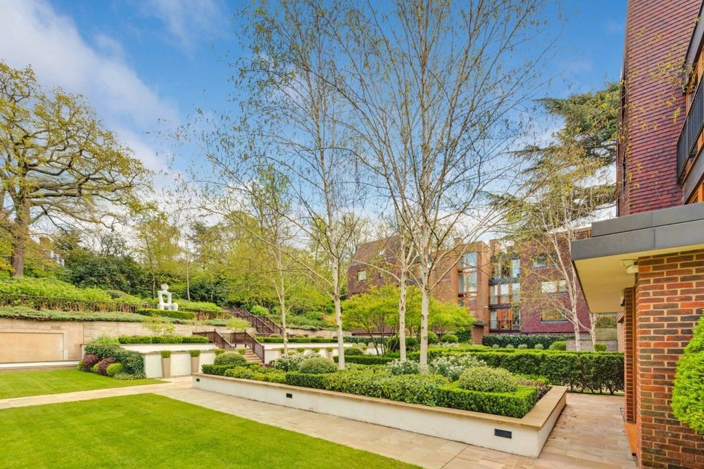 Property photo 3 of 25