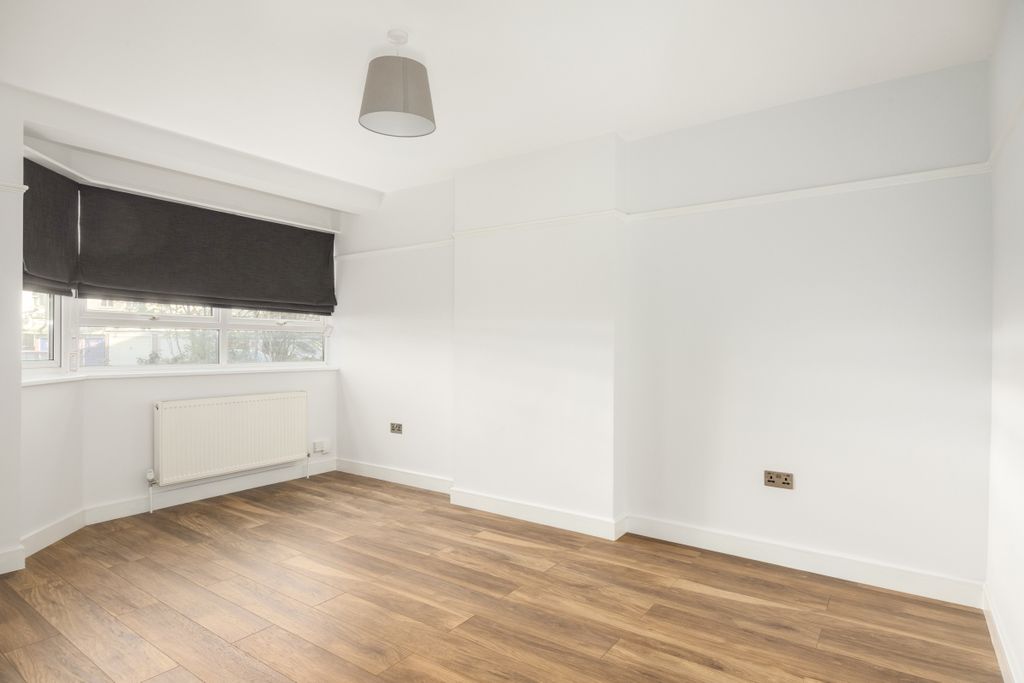 Property photo 1 of 10 Northview 26 - Rec