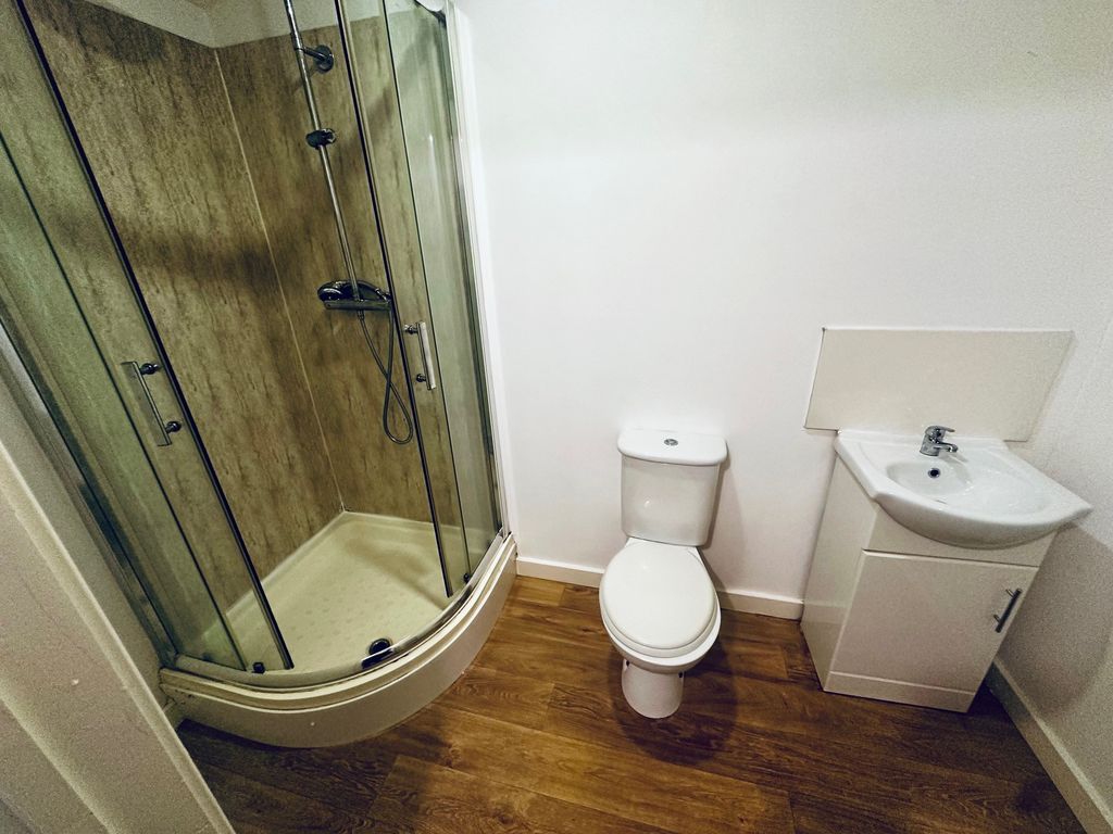 Property photo 3 of 4