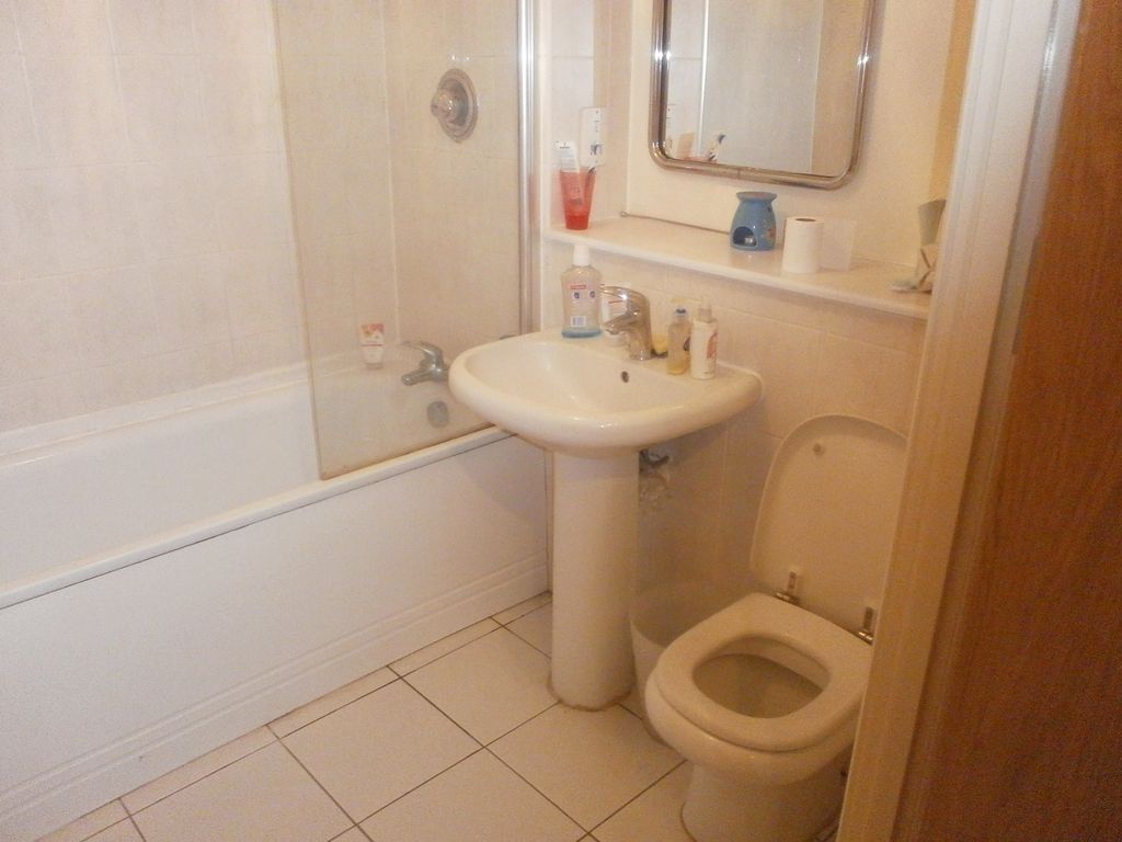 Property photo 3 of 6