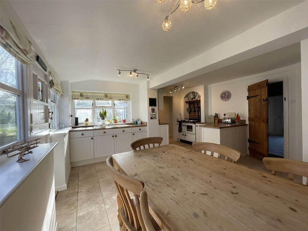 Property photo 3 of 43 Picture No. 40