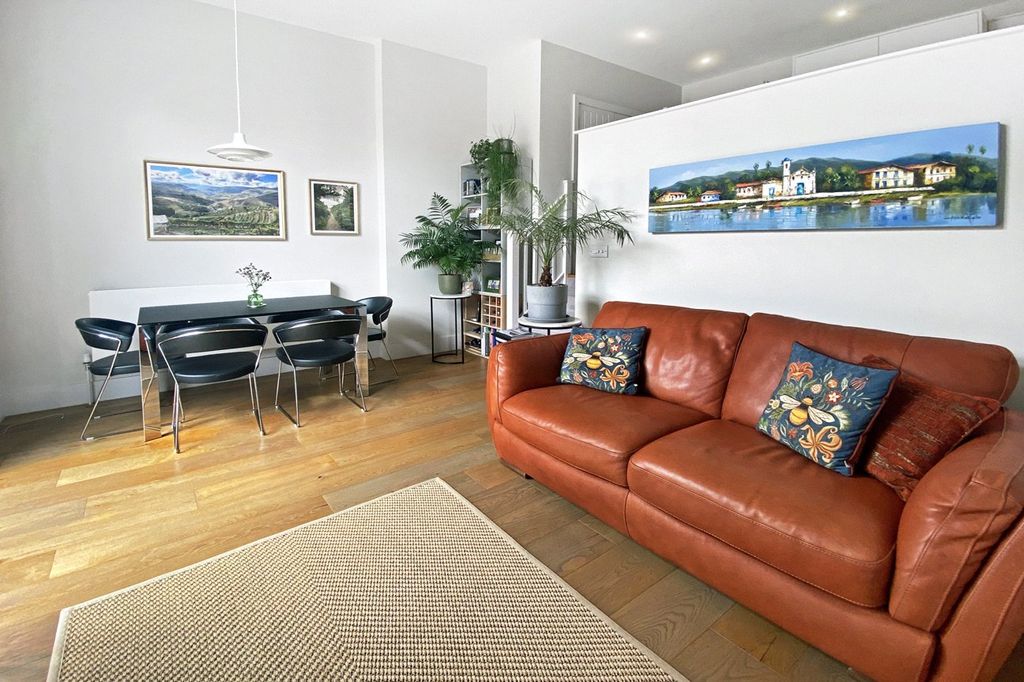 Property photo 3 of 12 Living/Dining
