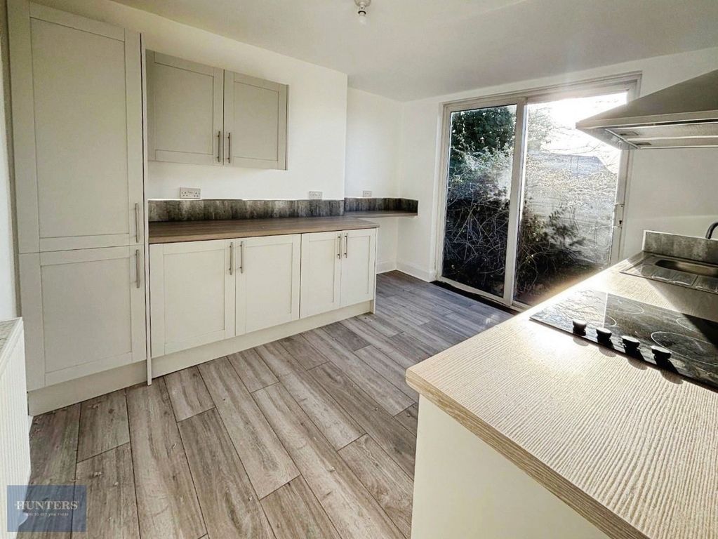 Property photo 3 of 12 Pbox-Img.Jpg