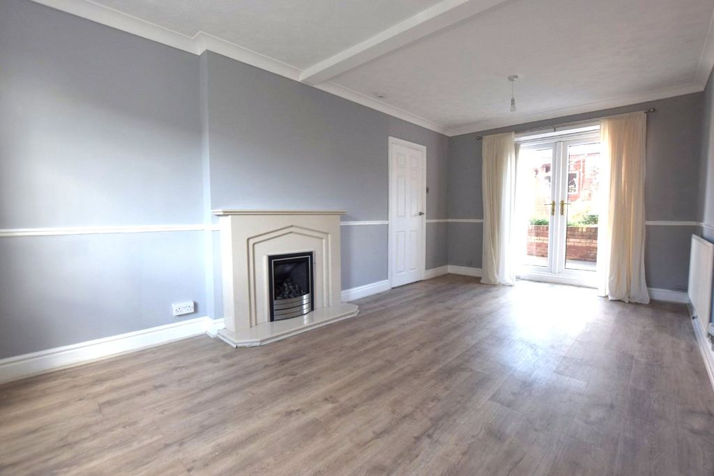 Property photo 2 of 12 Picture No. 16