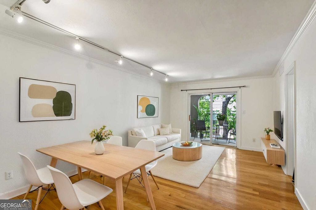 Property photo 2 of 15 <Alttext/>