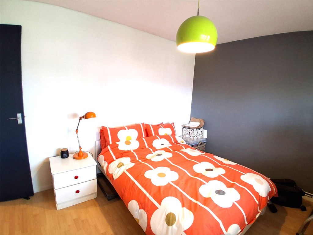 Property photo 1 of 11 Picture No. 05