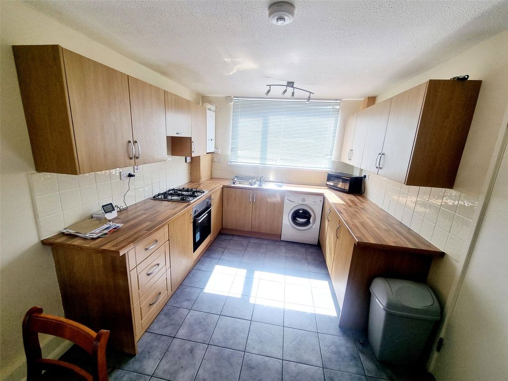 Property photo 2 of 13 Kitchen Diner